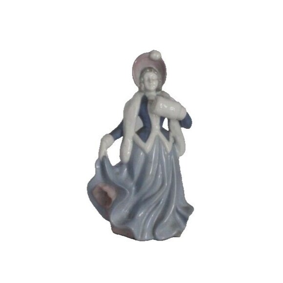 Gerold Porzelllan Vintage W. Germany Porcelain Victorian Woman 7 1/2" tall - Picture 1 of 4